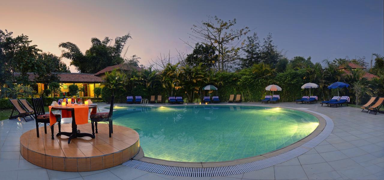 Tiger'S Den Resort Bandhavgarh National Park Exterior photo