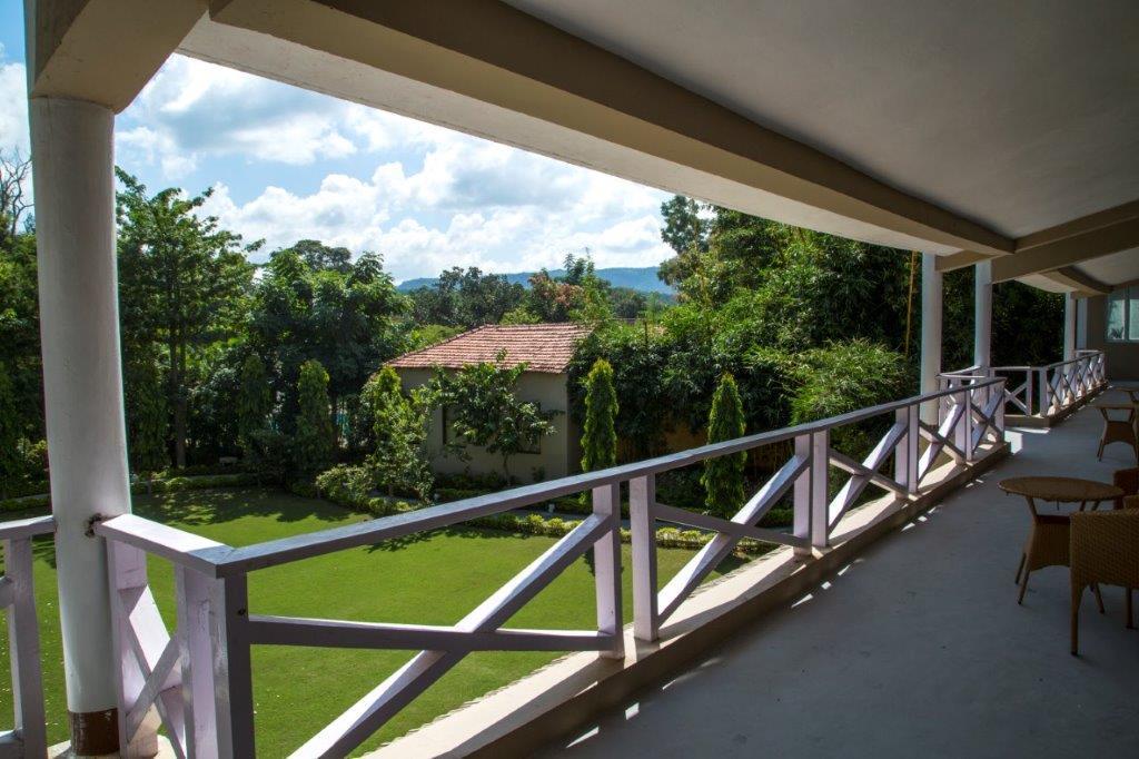 Tiger'S Den Resort Bandhavgarh National Park Exterior photo