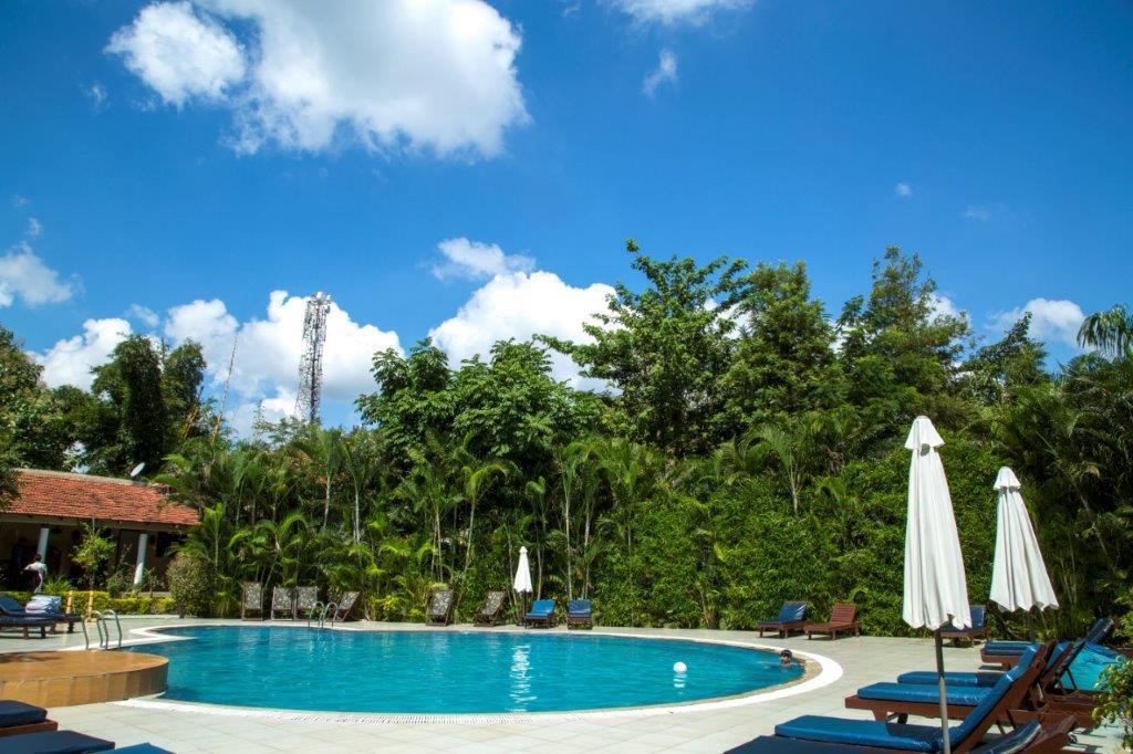 Tiger'S Den Resort Bandhavgarh National Park Exterior photo